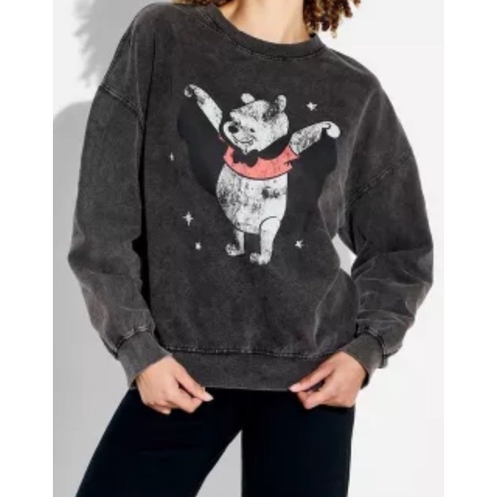 Women's Pooh Bat Fleece Graphic Pullover Sweatshirt Crop LG Gray NWT